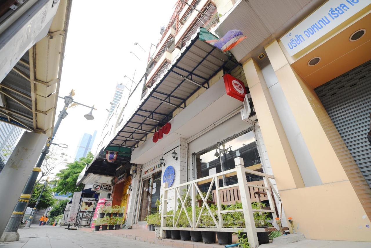 Oyo 437 Hostel Na Nara Bangkok Exterior photo